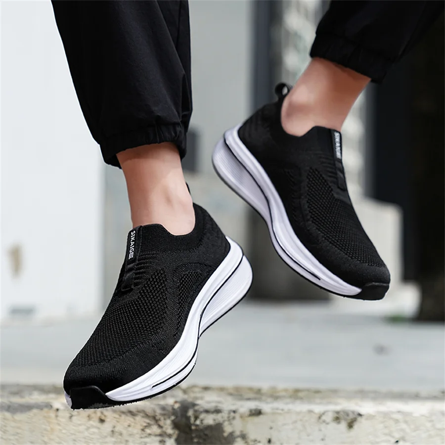 Unisex Breathable Mesh Running Shoes White Couples Comfortable Walking Sneakers Spring Summer Outdoor Men Women Jogging Shoes
Unisex Breathable Mesh Running Shoes White Couples Comfortable Walking Sneakers Spring Summer Outdoor Men Women Jogging Shoes