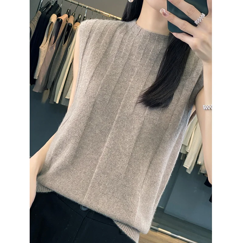 Fine Imitation Wool Knitted Sleeveless Women's Round Neck Knitted T-Shirt Solid Color Pullover Summer Vest Korean Version Top 
Fine Imitation Wool Knitted Sleeveless Women's Round Neck Knitted T-Shirt Solid Color Pullover Summer Vest Korean Version Top