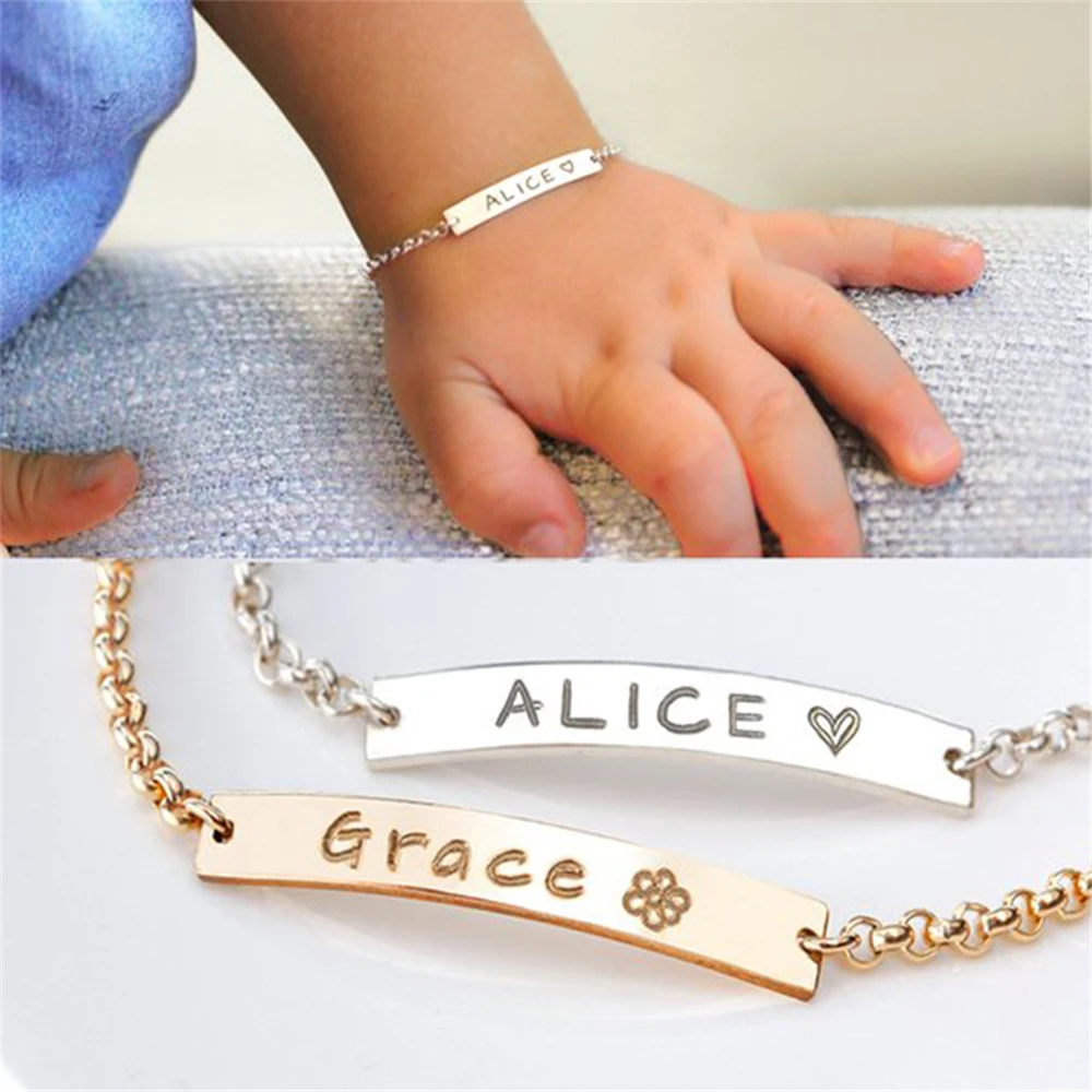 

Customized Name Bracelets for Baby Personalized Silver Color Rectangle Nameplate Bracelet Christmas Gifts for Boys and Girls