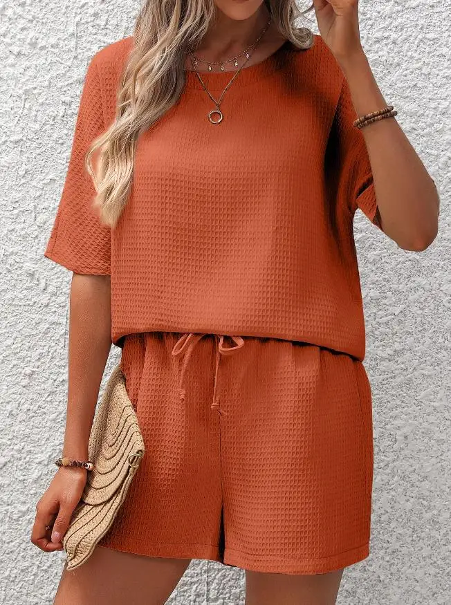 Spring/summer 2023 Hot Selling New Fashionable Batshirt Fashion Drawstring Shorts Two Piece Women's Set
Spring/summer 2023 Hot Selling New Fashionable Batshirt Fashion Drawstring Shorts Two Piece Women's Set