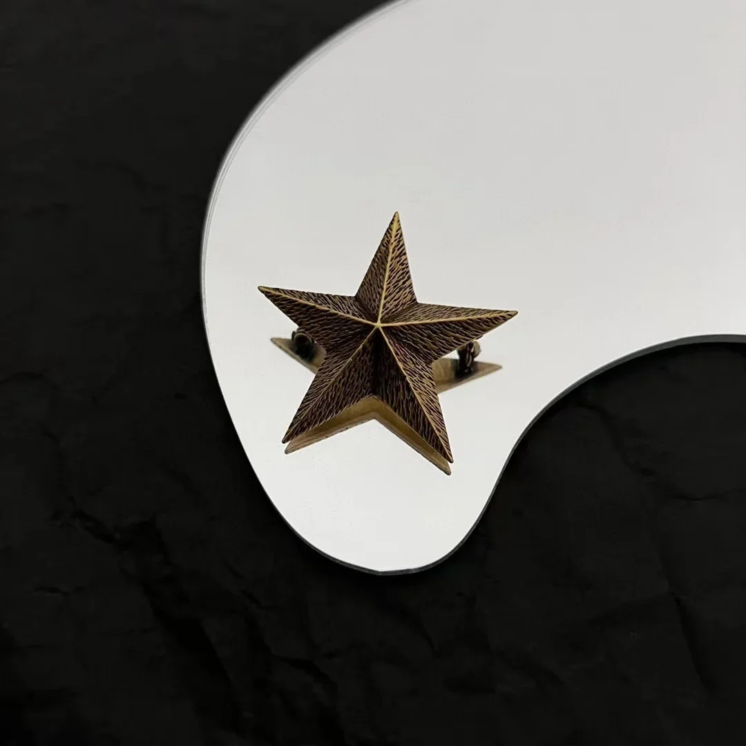 

New 2023 Hot Sale Fashion Famous Brand Luxury Jewelry Brooches For Women Vintage Romantic Europe Stamp Gifts Stars Pins Gifts