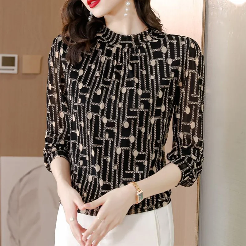 

Early Autumn New Fashion Age Reducing Top Women Xiao Xiangfeng Standing Collar 3D Printing Lace Long Sleeve Slim Bottoming Shirt