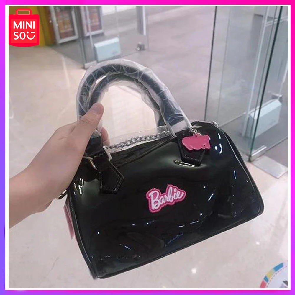 Miniso Barbie Pink Glitter Shoulder Bag Women Niche Design Bag New Handbag Oblique Bag Boutique Christmas Gift Packaging
Miniso Barbie Pink Glitter Shoulder Bag Women Niche Design Bag New Handbag Oblique Bag Boutique Christmas Gift Packaging