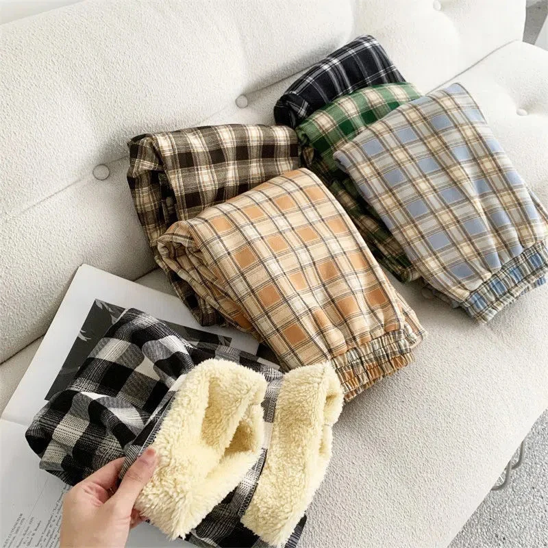 Winter Thick Plaid Pants Women Korean Fashion Warm Loose Wide Leg Trousers Student Y2K Causal High Waist Pants Outwear
Winter Thick Plaid Pants Women Korean Fashion Warm Loose Wide Leg Trousers Student Y2K Causal High Waist Pants Outwear
