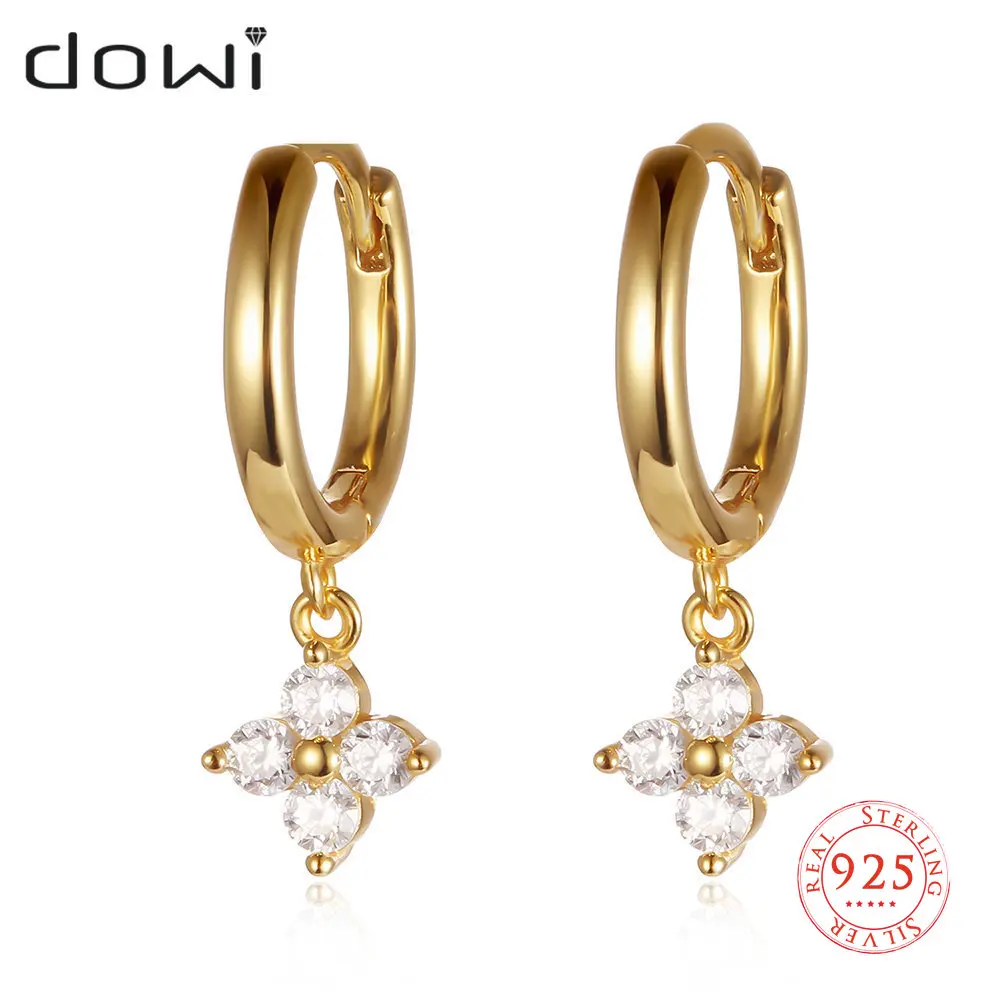 S925 Silver Gold Drop Hoop Earrings for Women Mini Simple Shiny Zircon Four Leaf Clover Ear Rings Ladies Party Wedding Gifts New
S925 Silver Gold Drop Hoop Earrings for Women Mini Simple Shiny Zircon Four Leaf Clover Ear Rings Ladies Party Wedding Gifts New