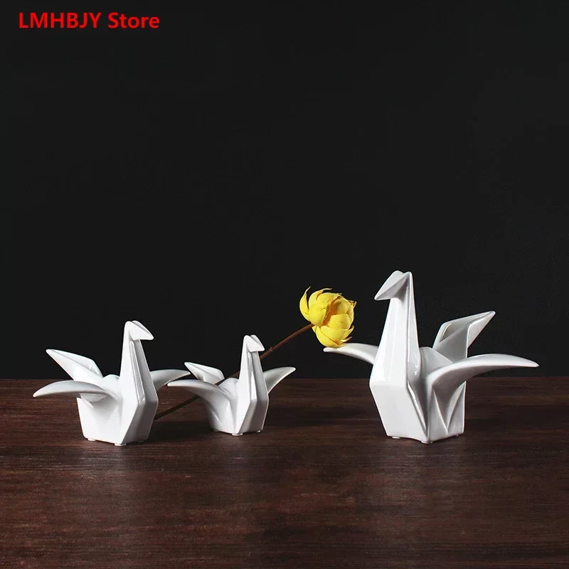 Creative Thousand Paper Crane Ornaments White Ceramic Animal Ornaments Living Room Home TV Cabinet Dining Table Soft Decorations
Creative Thousand Paper Crane Ornaments White Ceramic Animal Ornaments Living Room Home TV Cabinet Dining Table Soft Decorations