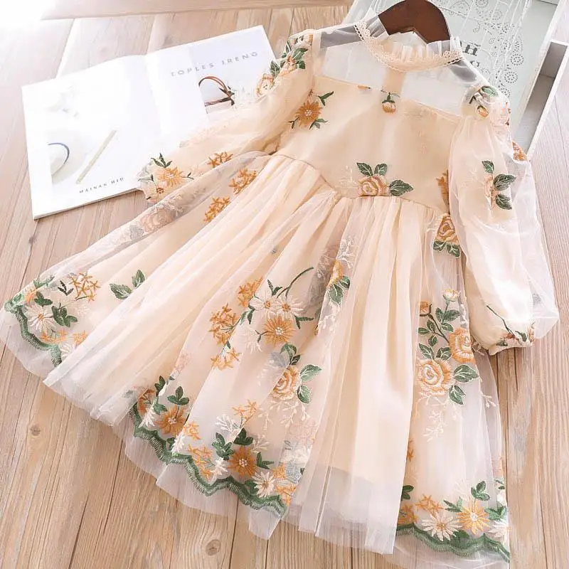 Girl's Long-Sleeved Dress Spring and Autumn Lace Flower Embroidered Princess Dress Puff Sleeve Palace Style Skirt
Girl's Long-Sleeved Dress Spring and Autumn Lace Flower Embroidered Princess Dress Puff Sleeve Palace Style Skirt