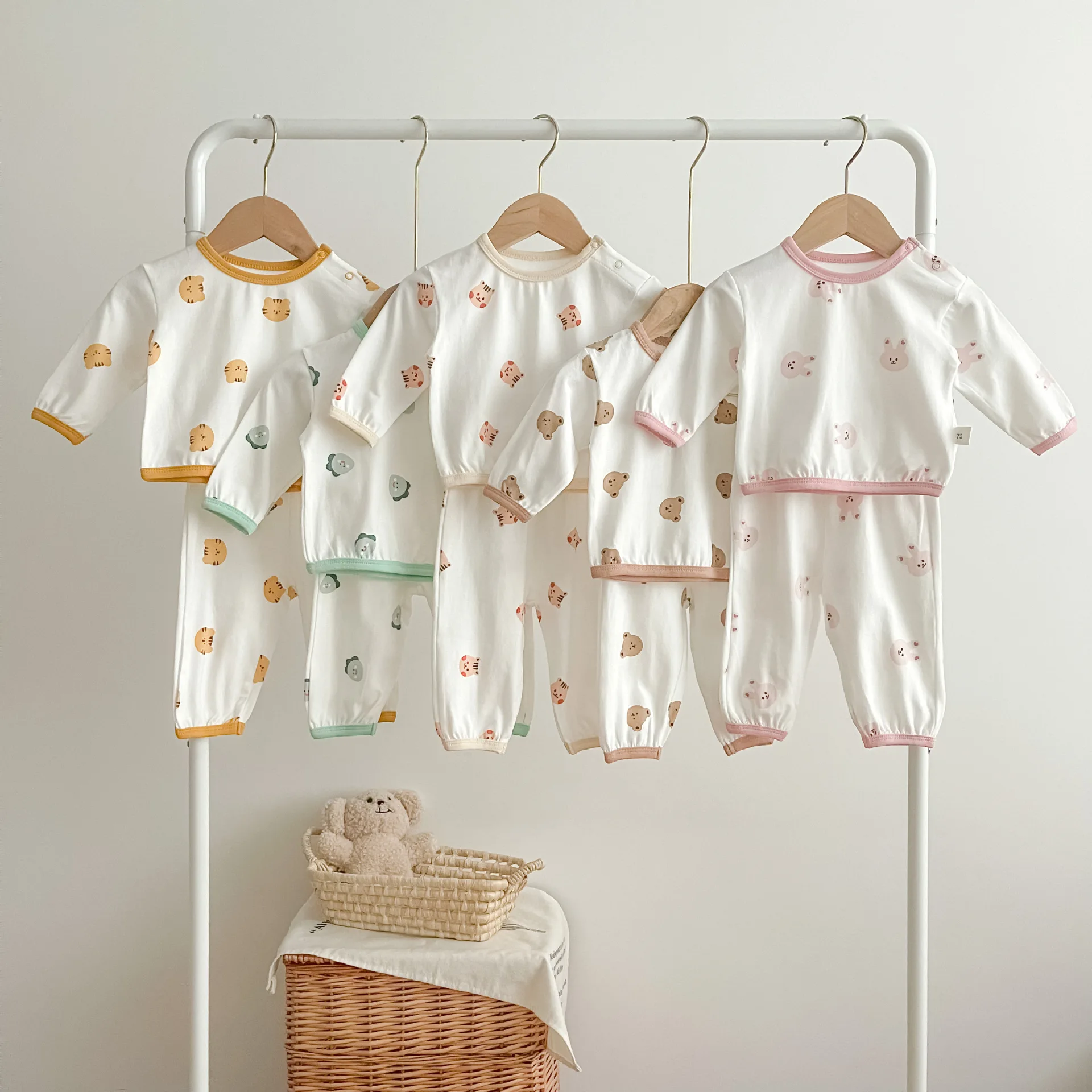 Baby Clothing Sets Autumn Korean Toddler Homewear Suit Cartoon Print Long Sleeve Tops+Pants 2Pcs Kids Boys Girls Cotton Outfits
Baby Clothing Sets Autumn Korean Toddler Homewear Suit Cartoon Print Long Sleeve Tops+Pants 2Pcs Kids Boys Girls Cotton Outfits