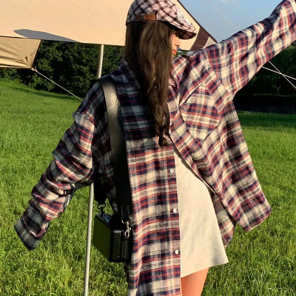 Plaid Long Sleeved Shirt Women Loose Korean Chic Single Breasted Blouses Shirt Autumn Long Sleeved Coat Harajuku Unisex Tops
Plaid Long Sleeved Shirt Women Loose Korean Chic Single Breasted Blouses Shirt Autumn Long Sleeved Coat Harajuku Unisex Tops