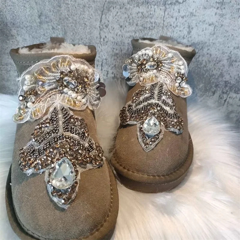 

Винтажные Теплые Зимние флисовые ботинки с жемчугом и бисером, оригинальные меховые слитные ботинки ручной работы, женские ботинки больших размеров 35-44