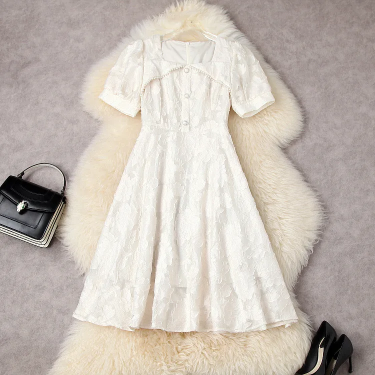 European and American women's summer 2022 new Short sleeve square collar jacquard Nail bead Fashionable pleated dress
European and American women's summer 2022 new Short sleeve square collar jacquard Nail bead Fashionable pleated dress