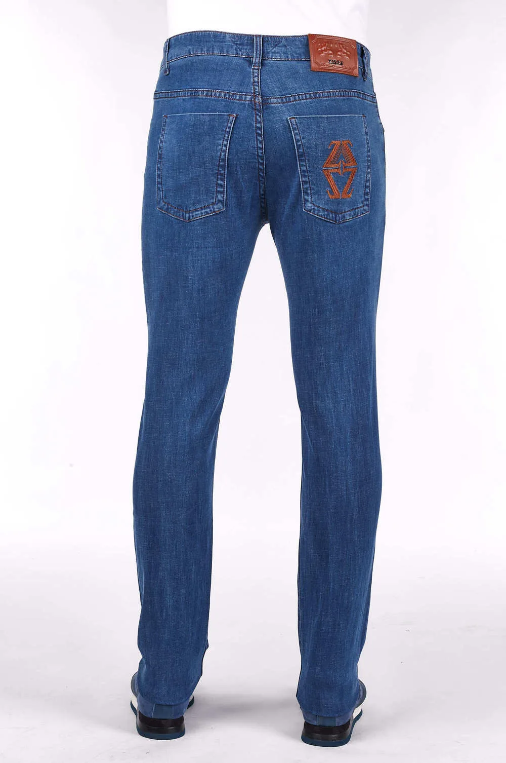 BILLIONAIRE Jeans 2023 Winter thick new cotton Fashion England casual embroidery elasticity high quality free shippng
BILLIONAIRE Jeans 2023 Winter thick new cotton Fashion England casual embroidery elasticity high quality free shippng