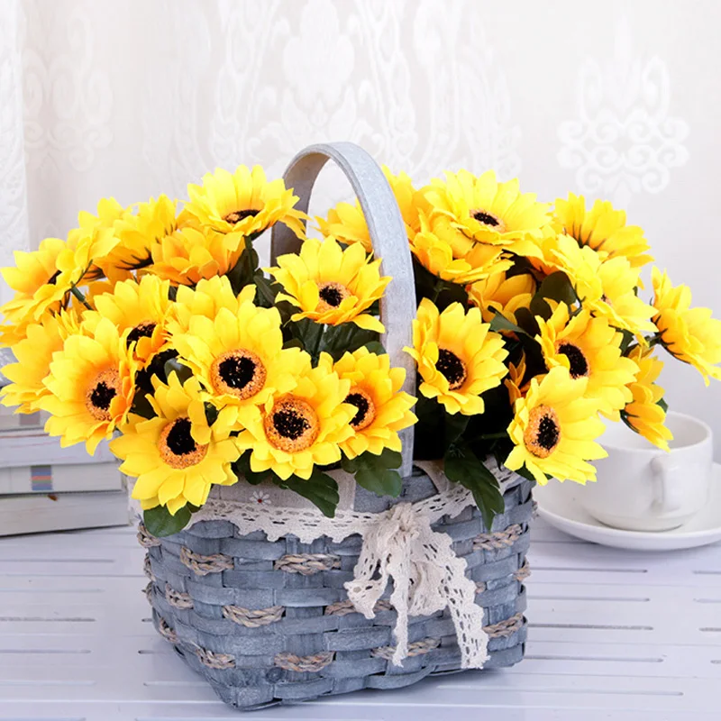 Simulated Artificial Sunflower Fake 7 Flower Heads Bouquet Home Wedding Party Festival Home Decoration Pastoral Style DIY 30cm
Simulated Artificial Sunflower Fake 7 Flower Heads Bouquet Home Wedding Party Festival Home Decoration Pastoral Style DIY 30cm