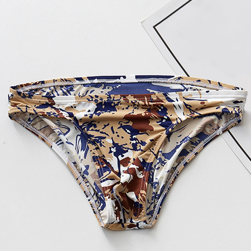 Men's Swim Shorts Sexy Slip Homme Leopard Underpants U Convex Underwear Low-Waist Camouflage Smooth Elastic Ice Silk Briefs
Men's Swim Shorts Sexy Slip Homme Leopard Underpants U Convex Underwear Low-Waist Camouflage Smooth Elastic Ice Silk Briefs