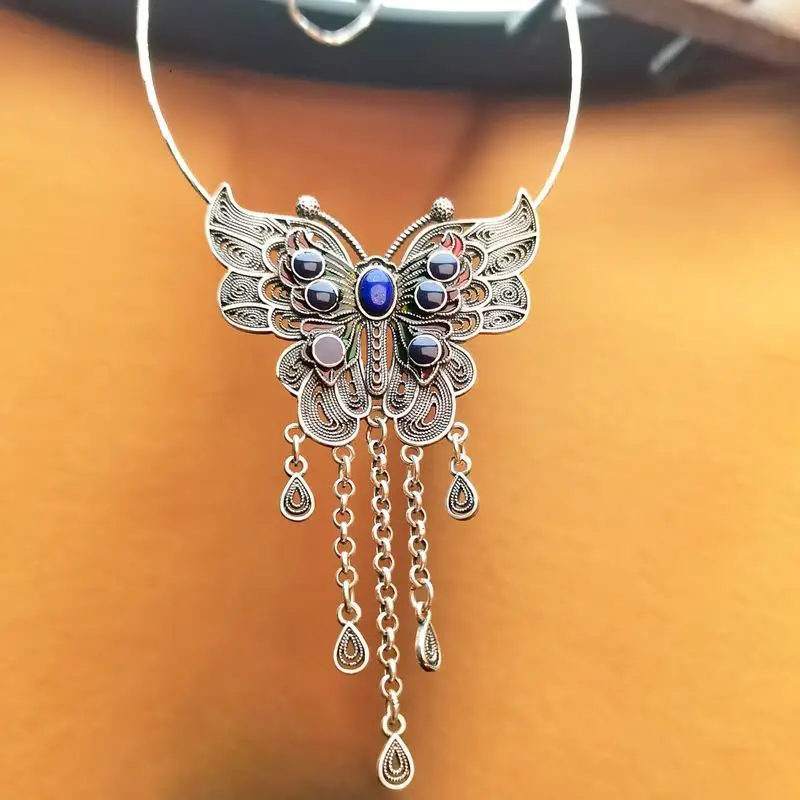 Enamel Colored Butterfly, Safe, Rich, and Noble Original Retro Ethnic Sweater Necklace Pendant
Enamel Colored Butterfly, Safe, Rich, and Noble Original Retro Ethnic Sweater Necklace Pendant