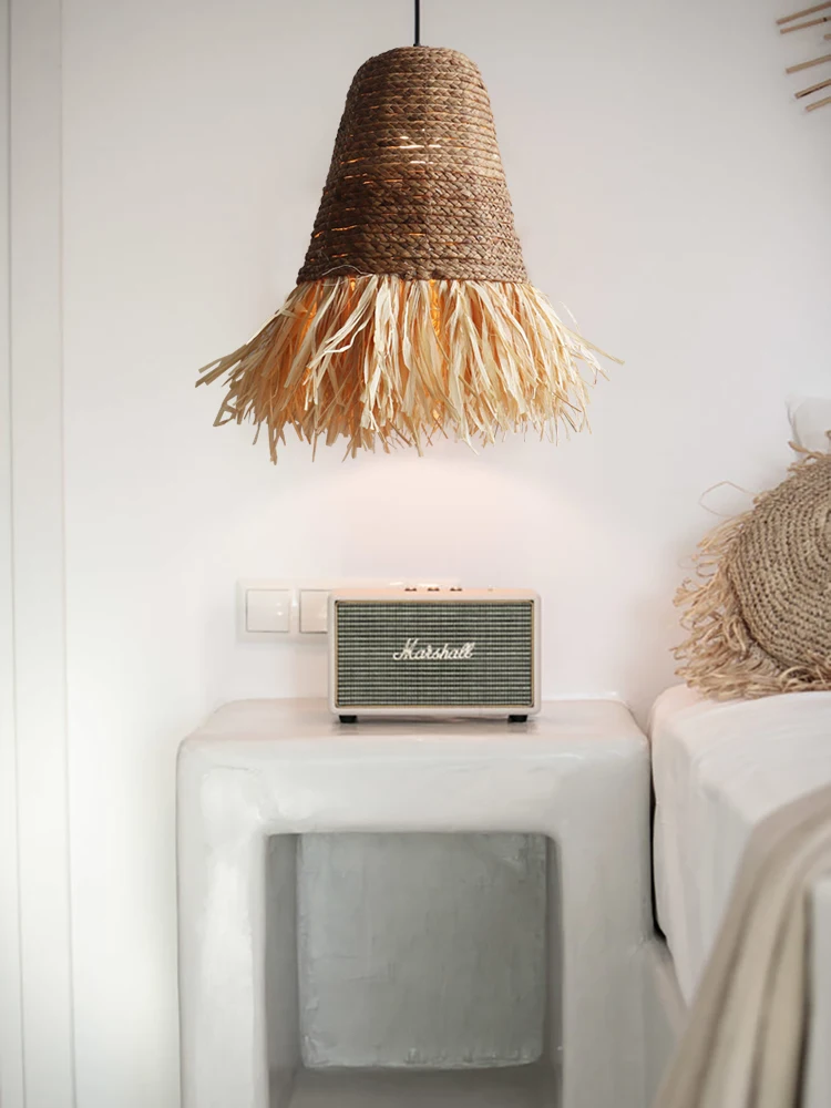Japanese bedroom bedside chandelier Ji Ji Feng B&B room living room TV background wall creative rattan straw lamp
Japanese bedroom bedside chandelier Ji Ji Feng B&B room living room TV background wall creative rattan straw lamp