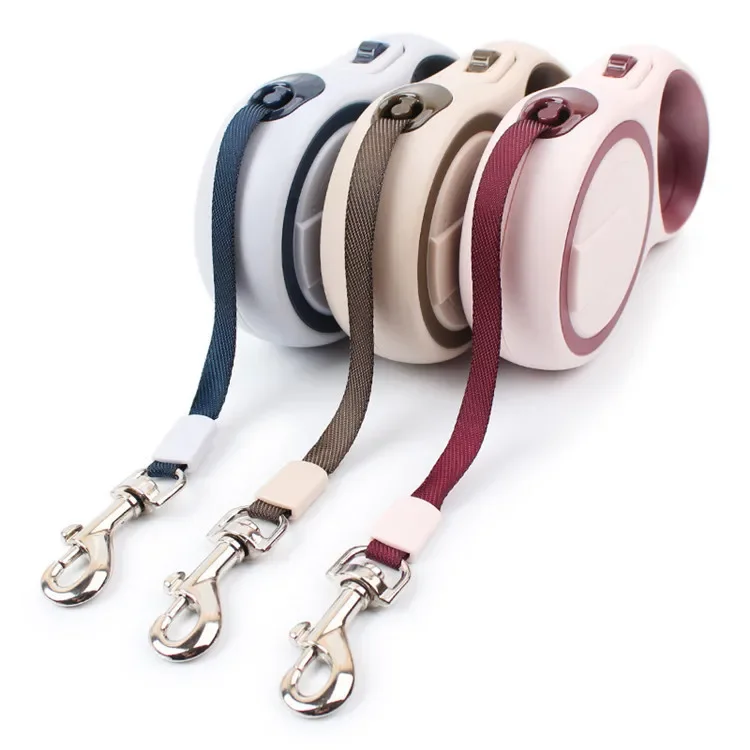 

Automatic dog leash with retractable dual color dog leash for walking dogs. Pet products are beautiful, fashionable,and colorful