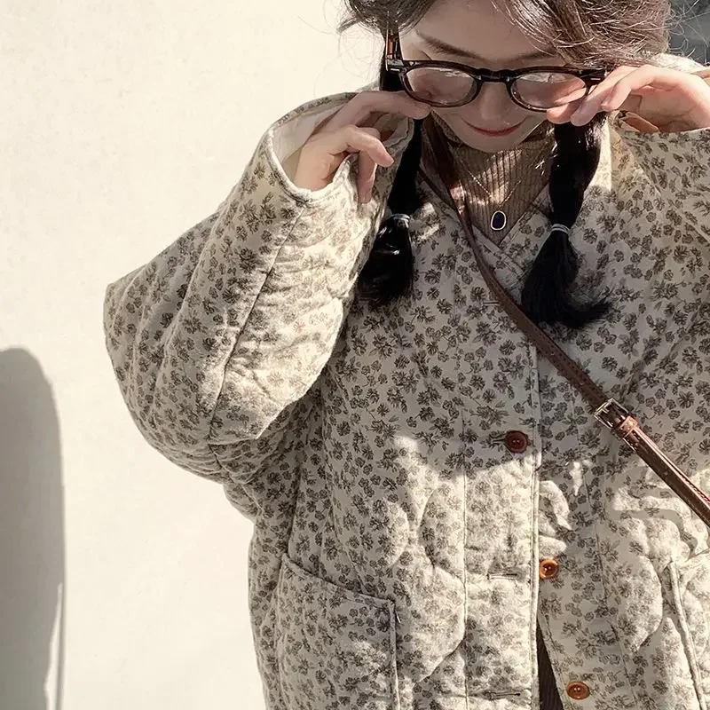 Mori Sweet Cotton Jacket Women Vintage Korean Floral Loose Casual Coat Autumn Winter Warm All-matching Fashion Outwear
Mori Sweet Cotton Jacket Women Vintage Korean Floral Loose Casual Coat Autumn Winter Warm All-matching Fashion Outwear