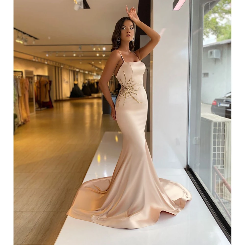 Платье женское вечернее однотонное без рукавов, элегантное приталенное с аппликацией, со шлейфом, без бретелек, роскошное
Платье женское вечернее однотонное без рукавов, элегантное приталенное с аппликацией, со шлейфом, без бретелек, роскошное