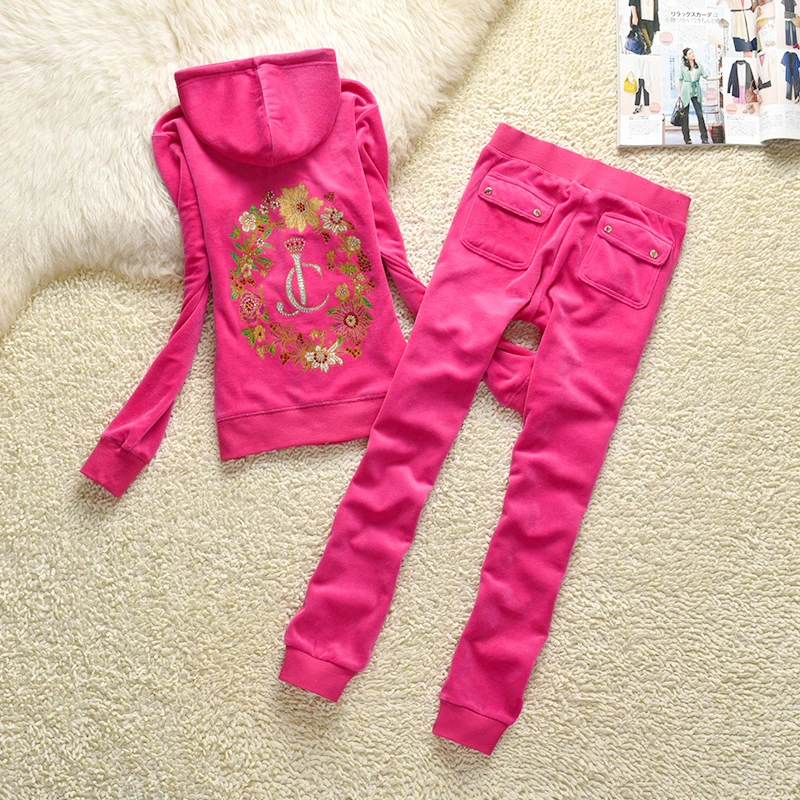 Juicy Tracksuit 2023 Fall Women's Brand Velvet Tracksuits Velour Suit Hoodies and Pants Set Two-piece Suit Y2K Women's Tracksuit
Juicy Tracksuit 2023 Fall Women's Brand Velvet Tracksuits Velour Suit Hoodies and Pants Set Two-piece Suit Y2K Women's Tracksuit