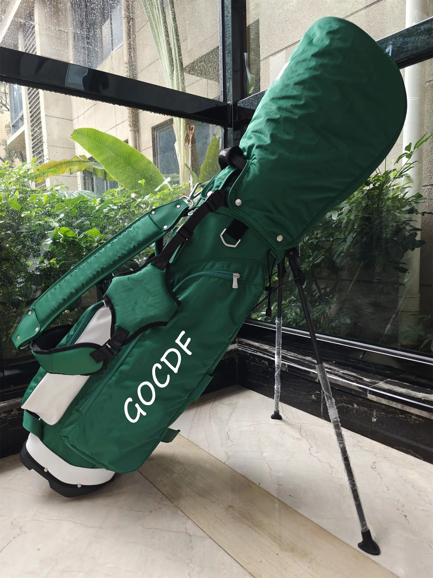 2024 New Golf Bag Ultra-Light Men's and Women's Caddie Bag Sports Fitness Golf Stand Bag 골프 가방
2024 New Golf Bag Ultra-Light Men's and Women's Caddie Bag Sports Fitness Golf Stand Bag 골프 가방