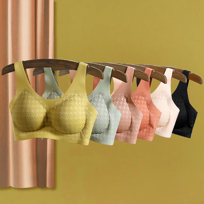 Houndstooth girls one-piece non-scar underwear women gather no steel ring on the support bra small chest comfortable sports bra
Houndstooth girls one-piece non-scar underwear women gather no steel ring on the support bra small chest comfortable sports bra
