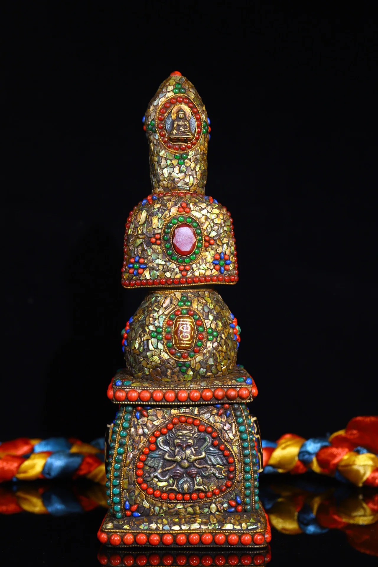 12"Tibet Temple Collection Old Natural Meteorite Mosaic Gem Shell gZi Beads Shakyamuni Garuda Dhwaja Pagoda Stupa Worship Hall 
12"Tibet Temple Collection Old Natural Meteorite Mosaic Gem Shell gZi Beads Shakyamuni Garuda Dhwaja Pagoda Stupa Worship Hall