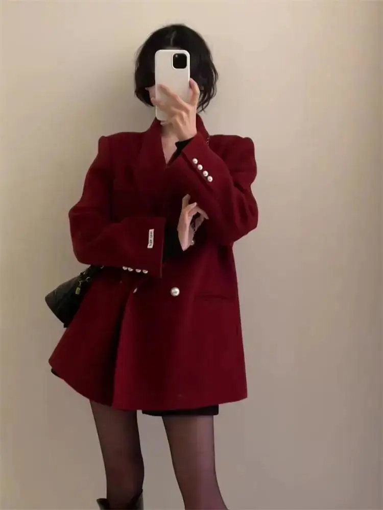 UNXX 2024 Spring/Autumn New Year Red Blazer for Women - High-End, Straight Shoulder, Elegant Lady Chic Jacket High Quality Coat
UNXX 2024 Spring/Autumn New Year Red Blazer for Women - High-End, Straight Shoulder, Elegant Lady Chic Jacket High Quality Coat