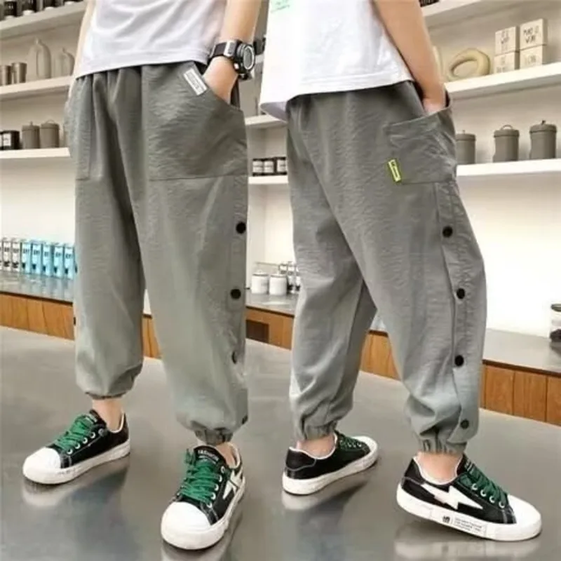 ins Versatile and minimalist children's clothing with a lazy temperament new summer fashion trends and trendy pants
ins Versatile and minimalist children's clothing with a lazy temperament new summer fashion trends and trendy pants
