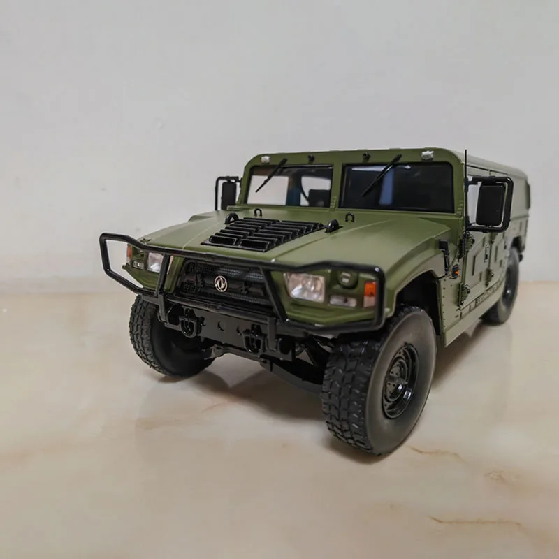 Литая в масштабе 1:18 Модель автомобиля Dongfeng Mengshi внедорожник из сплава коллекция сувенирных украшений для демонстрации
Литая в масштабе 1:18 Модель автомобиля Dongfeng Mengshi внедорожник из сплава коллекция сувенирных украшений для демонстрации