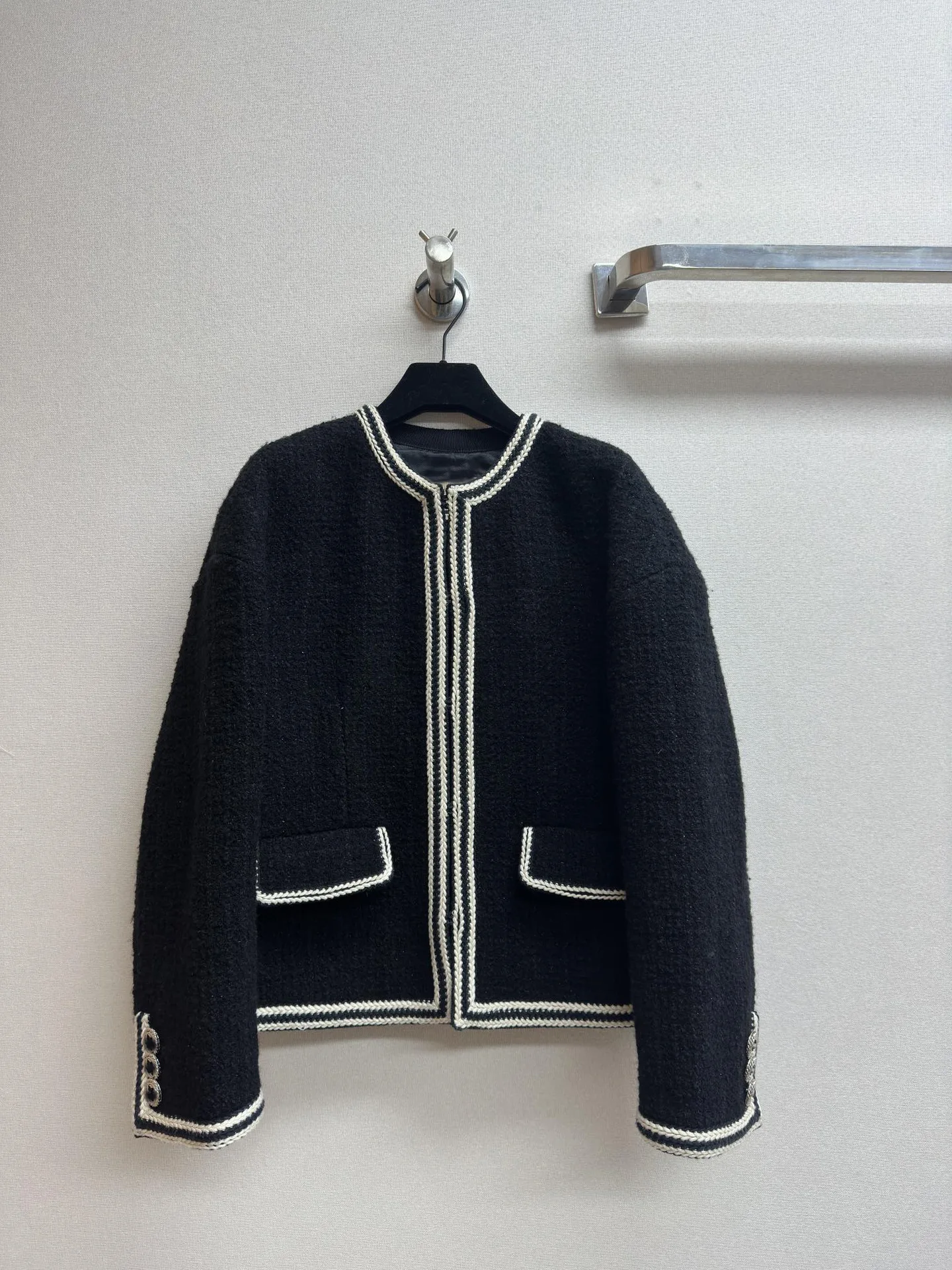 Shenzhen Nanyou ~ 23 autumn and winter new products small fragrance round neck casual jacket jacket women
Shenzhen Nanyou ~ 23 autumn and winter new products small fragrance round neck casual jacket jacket women