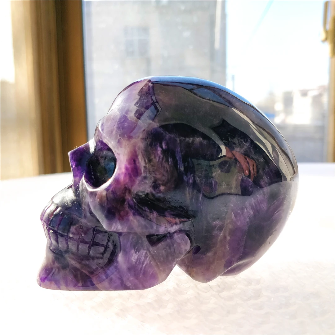 2023 New High Quality Natural Brazilian Dream Amethyst Hand-Carved Skull Healing Stone Folk Crafts
2023 New High Quality Natural Brazilian Dream Amethyst Hand-Carved Skull Healing Stone Folk Crafts