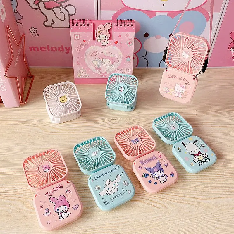 2024 Sanrio вентилятор Kawaii HelloKitty Kuromi Cinnamorroll мультфильм ручной Usb Настольный Электрический вентилятор женский портативный вентилятор для путешествий
2024 Sanrio вентилятор Kawaii HelloKitty Kuromi Cinnamorroll мультфильм ручной Usb Настольный Электрический вентилятор женский портативный вентилятор для путешествий