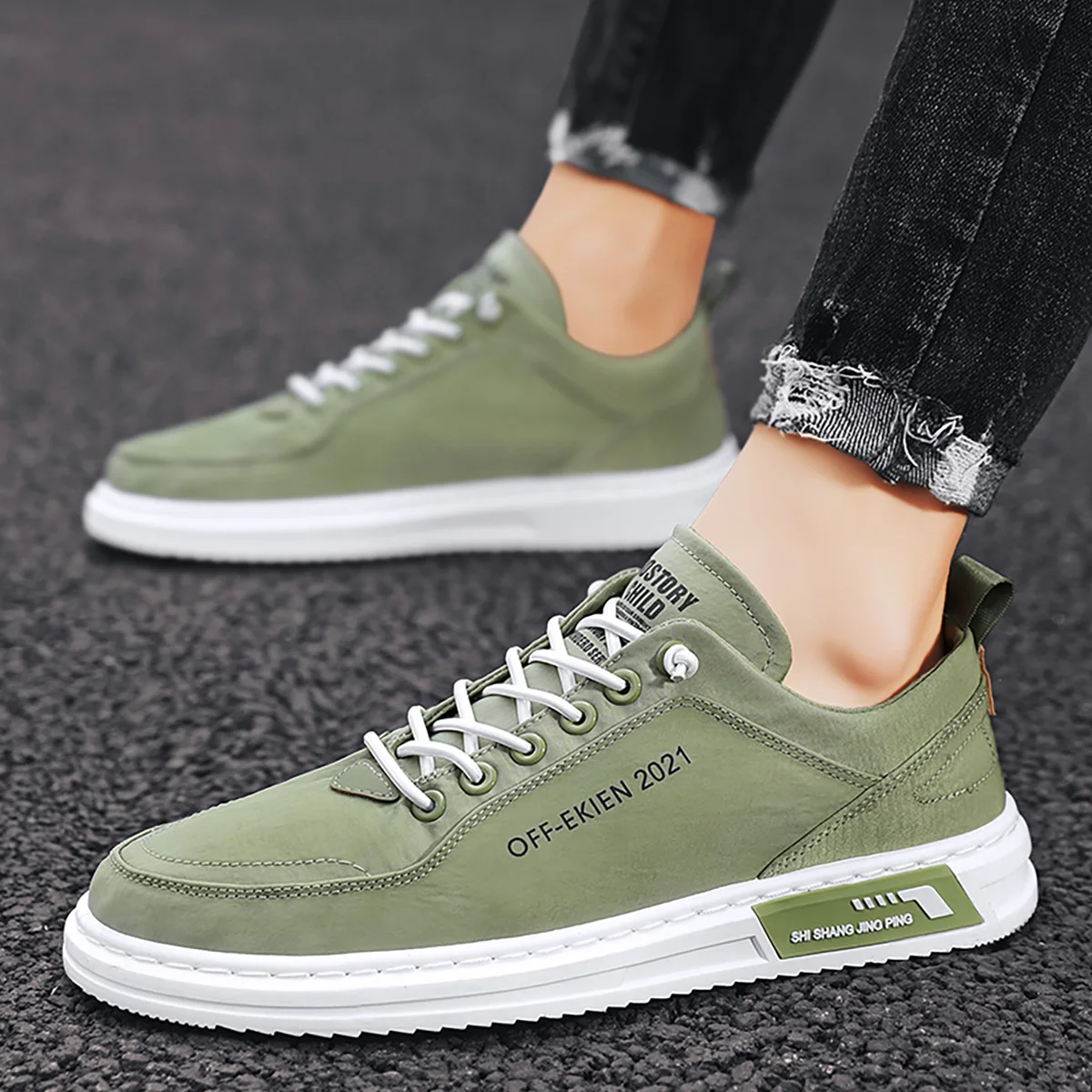 

Casual Men Skateboarding Shoes School Boys Skate Shoes Outdoor Fitness Summer Green Lace-Up Shoes Man Sneakers Durable Shoes F79