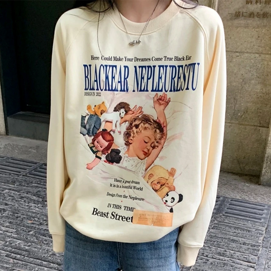 American Vintage Cute Doll Painting Sweatshirt Apricot Cotton Long Sleeve Tops Men Women Loose Oversized Winter Clothes Harajuku
American Vintage Cute Doll Painting Sweatshirt Apricot Cotton Long Sleeve Tops Men Women Loose Oversized Winter Clothes Harajuku