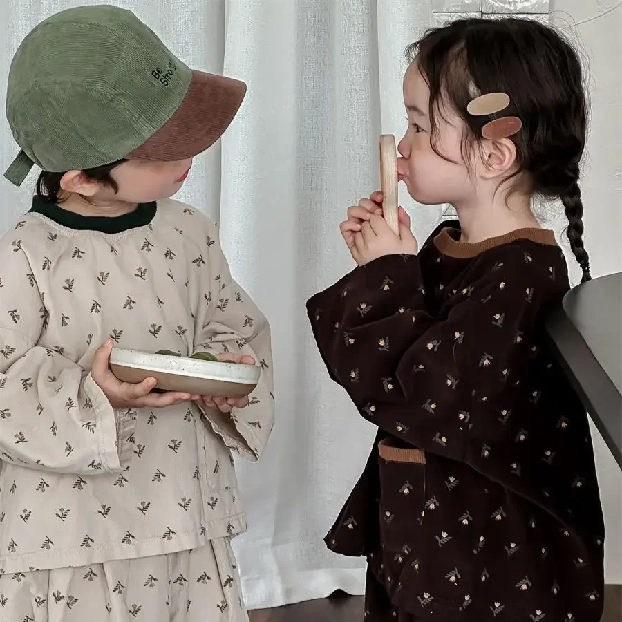 Baby's Autumn Set Long Sleeve Fragmented Blossom Top+Wide Leg Pants Two Piece Set for Boys' Casual Set 2023 Baby Clothes
Baby's Autumn Set Long Sleeve Fragmented Blossom Top+Wide Leg Pants Two Piece Set for Boys' Casual Set 2023 Baby Clothes