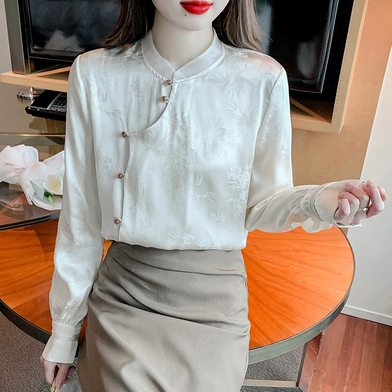 Satin Women's Shirts New Flower Chinese Style Blouses Silk O-Neck Ladies Clothing Loose Spring/Summer 2023 Fashion Tops
Satin Women's Shirts New Flower Chinese Style Blouses Silk O-Neck Ladies Clothing Loose Spring/Summer 2023 Fashion Tops