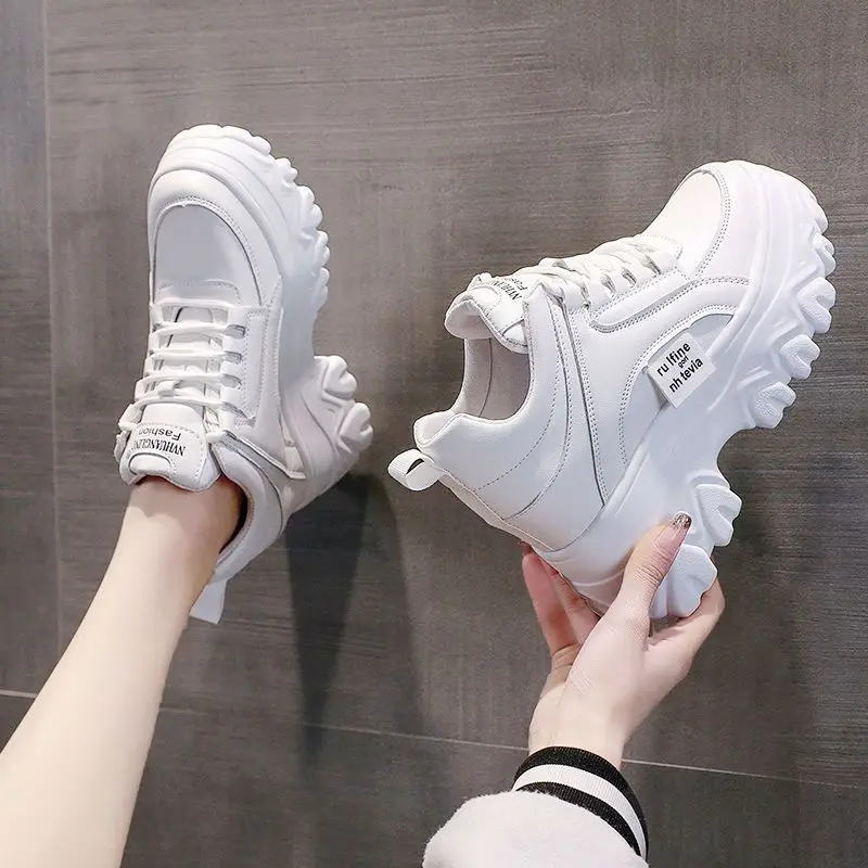 2023 New Trendy Thick Bottom Height Increasing Insole Breathable Slimming Comfortable Platform Casual Shoes Women
2023 New Trendy Thick Bottom Height Increasing Insole Breathable Slimming Comfortable Platform Casual Shoes Women