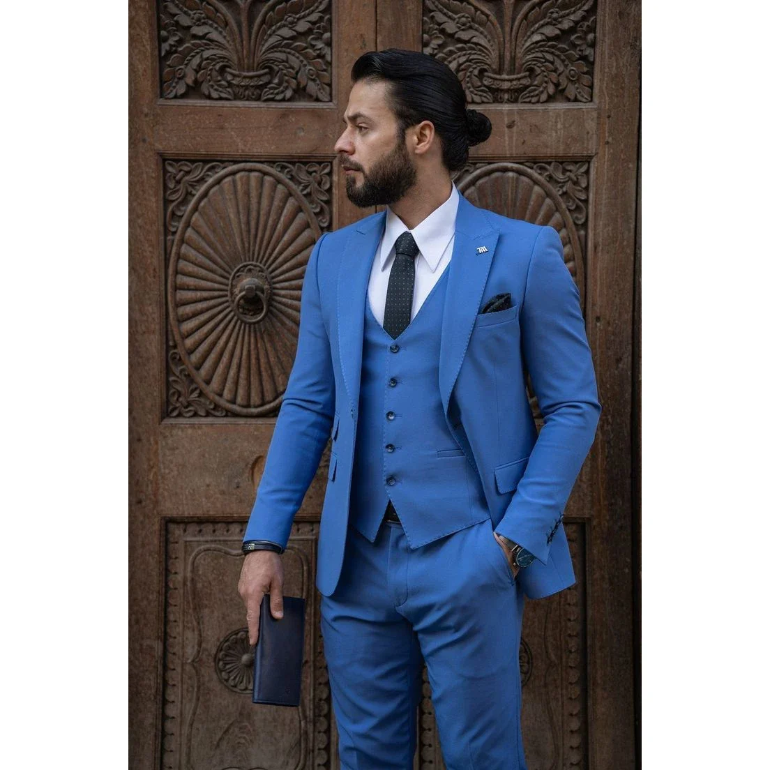 2 Color Suits for Men Brown and Blue Luxury Men's Suits Peak Lapel Single Breasted Flat Regular Length Skinny Daily Outfits Set
2 Color Suits for Men Brown and Blue Luxury Men's Suits Peak Lapel Single Breasted Flat Regular Length Skinny Daily Outfits Set