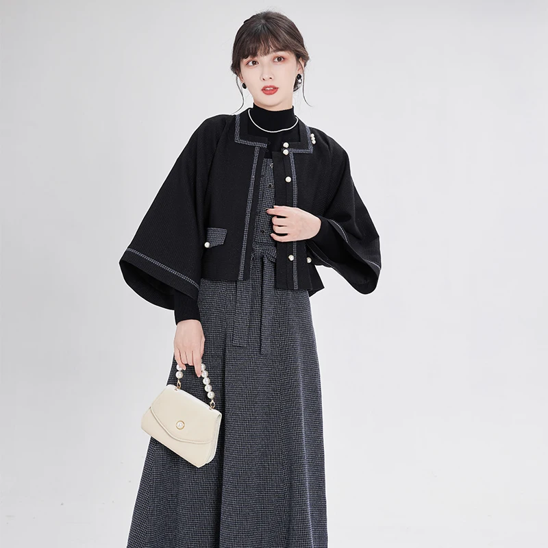 Improved Hanfu Suit Square Neck Half Sleeve Coat Sling Dress New Chinese Style Female Daily Clothing Festival Costumes DQL7969
Improved Hanfu Suit Square Neck Half Sleeve Coat Sling Dress New Chinese Style Female Daily Clothing Festival Costumes DQL7969