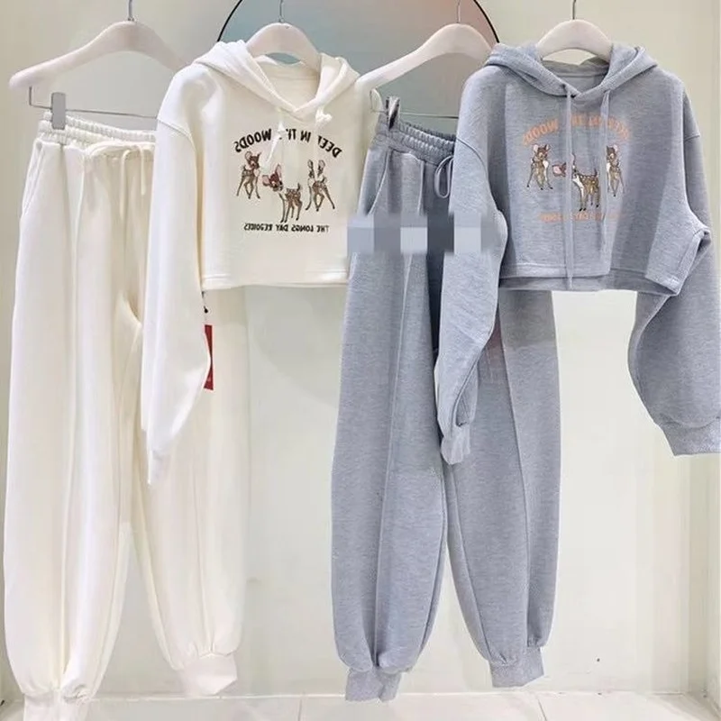 2022 New Spring and Summer Slim Wear Suits Women's Short Casual Sports Two-piece Women's Pants Suit
2022 New Spring and Summer Slim Wear Suits Women's Short Casual Sports Two-piece Women's Pants Suit
