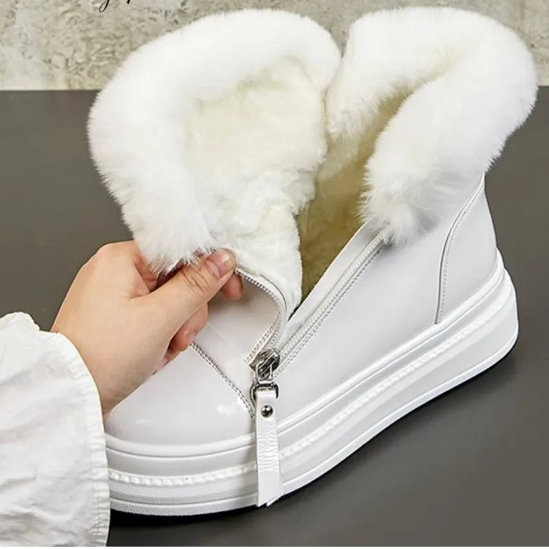 Ins Genuine Leather Cold Resistance Round Toe Flat Platform Keep Warm Ankle Boots Rabbit Fur Sweety Women Snow Boots
Ins Genuine Leather Cold Resistance Round Toe Flat Platform Keep Warm Ankle Boots Rabbit Fur Sweety Women Snow Boots