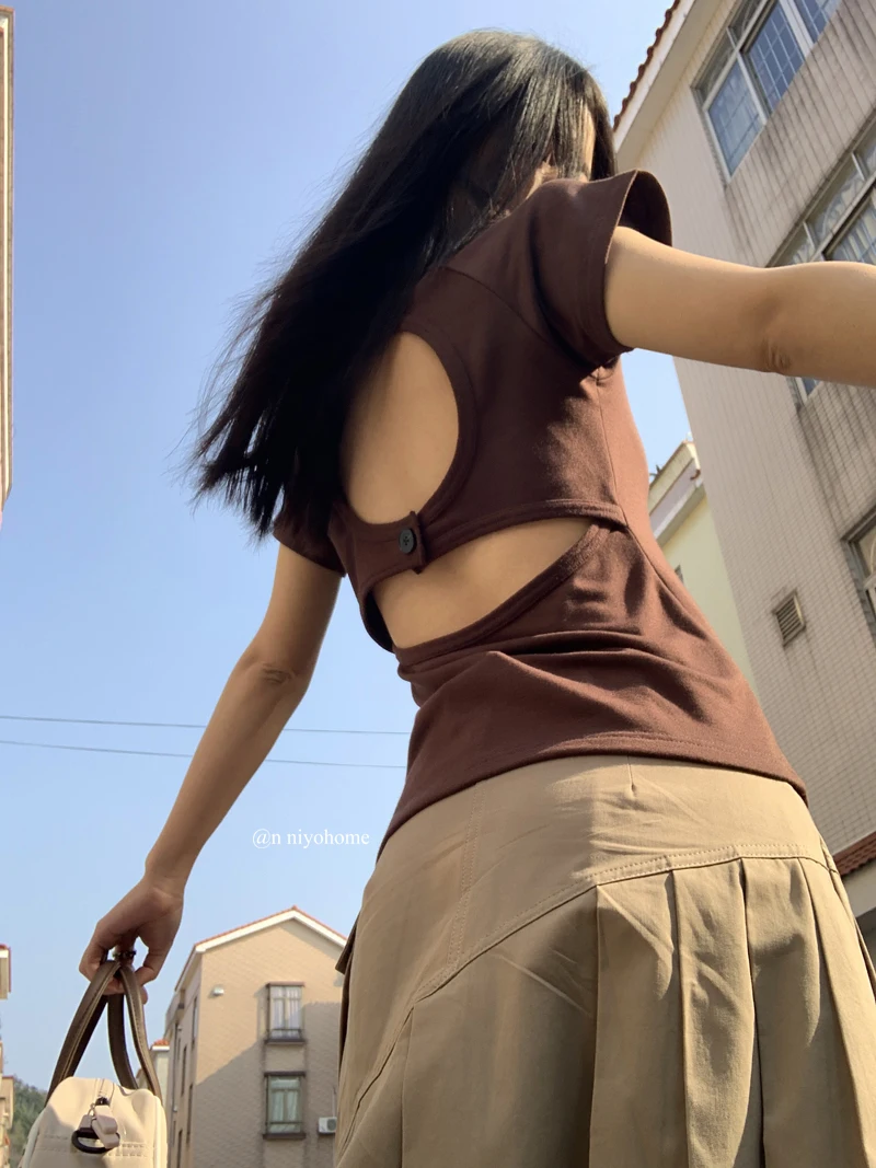 2000s Summer T Shirt Women Short Sleeve Hollow Out Crop Tops Cotton Y2k Vintage Tops Korean Style Streetwear Tee Tops
2000s Summer T Shirt Women Short Sleeve Hollow Out Crop Tops Cotton Y2k Vintage Tops Korean Style Streetwear Tee Tops