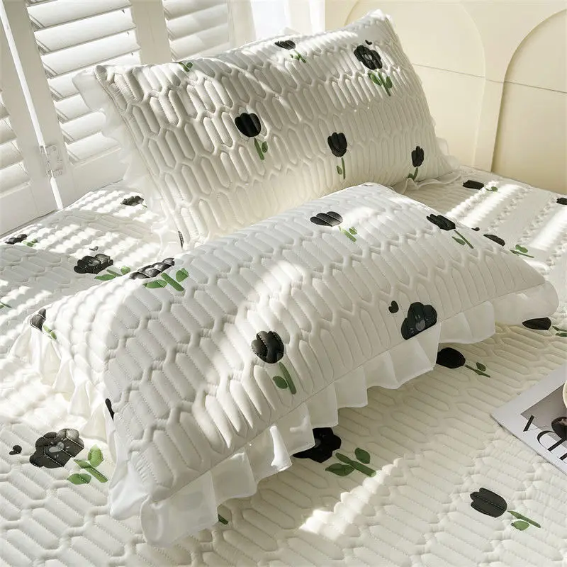 Anti-Microbial Ice Silk Latex-Padded Pillow Case For Bed Summer Cooling Mat Quilted Fabric Bedding Accessories 48cm x 74cm
Anti-Microbial Ice Silk Latex-Padded Pillow Case For Bed Summer Cooling Mat Quilted Fabric Bedding Accessories 48cm x 74cm