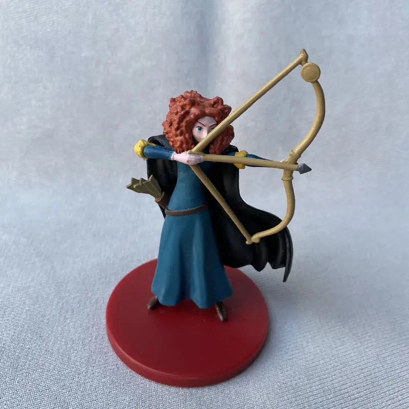 Подлинные фигурки Принцессы Disney Merida, аксессуары, настольное украшение, детский подарок
Подлинные фигурки Принцессы Disney Merida, аксессуары, настольное украшение, детский подарок