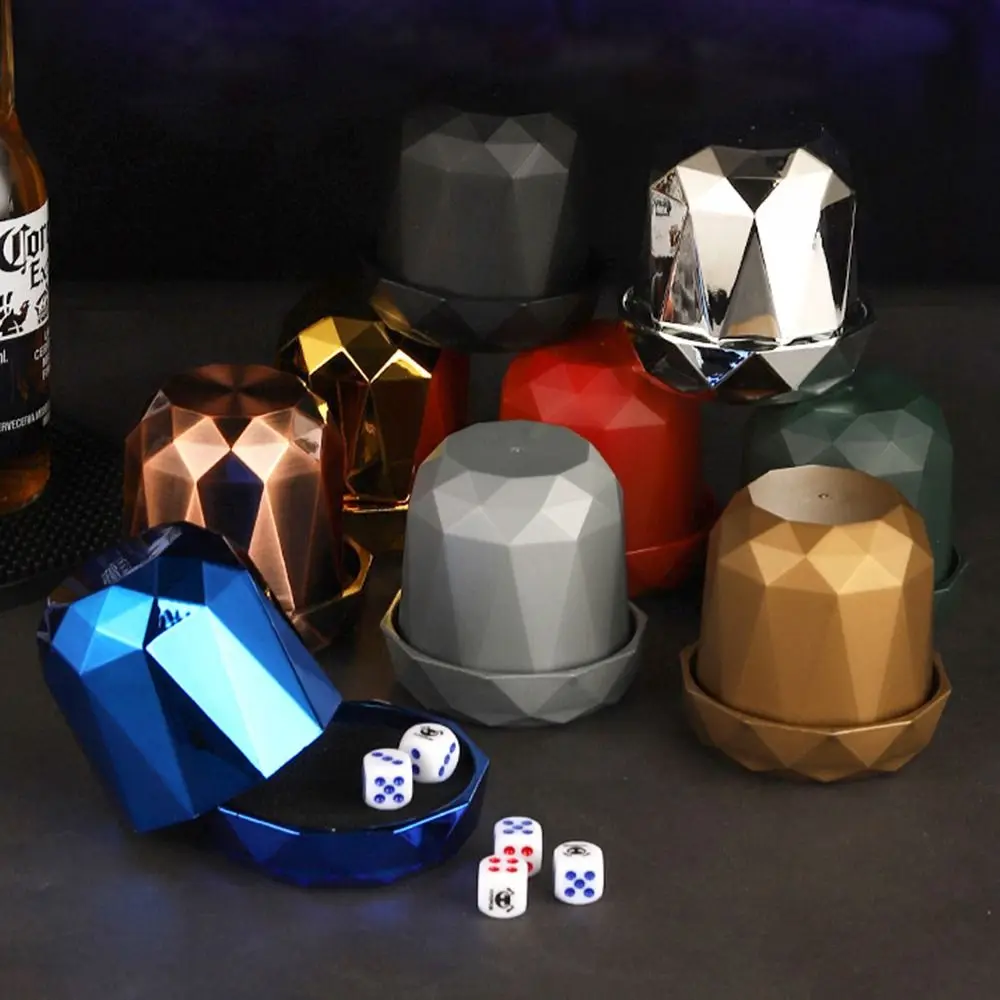 

1Pcs Flannel Lining Dice Cup Comfortable Hand Feeling Plastic Dice Container Silient Mute Stable Dices Game Supplies