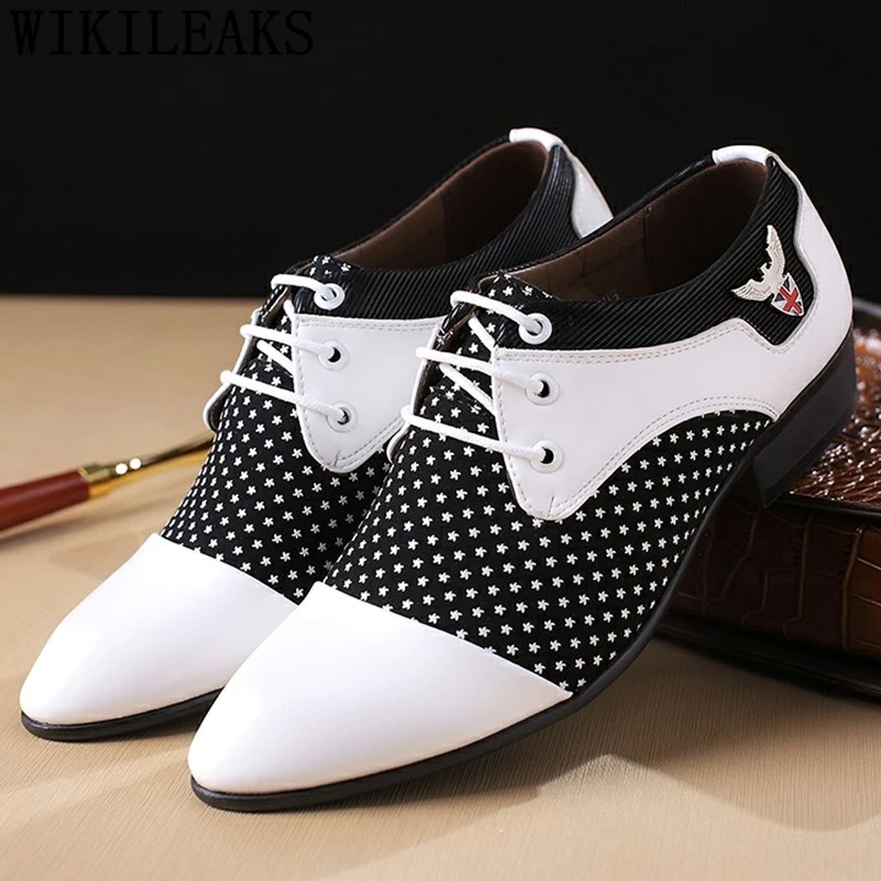 Formal Shoes Designer Versi Italian Luxury Brand Wedding Shoes Mens Pointed Toe Dress Shoes Man Leather Oxford Shoes For Men
Formal Shoes Designer Versi Italian Luxury Brand Wedding Shoes Mens Pointed Toe Dress Shoes Man Leather Oxford Shoes For Men