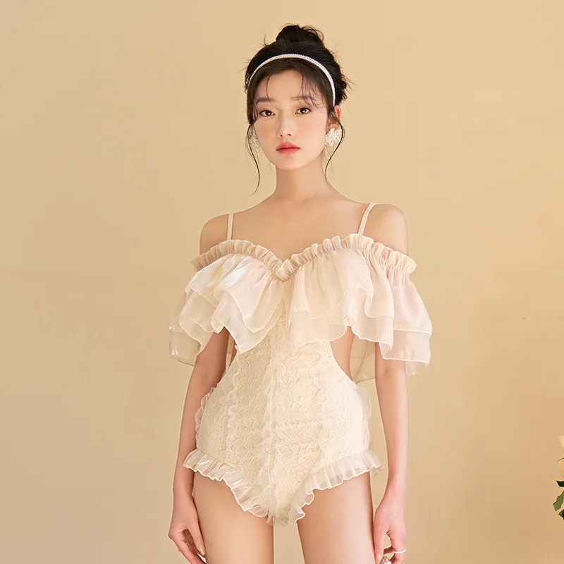 Swimsuit Women Bikini One-Piece Sexy Push Up Women Bikini Set Swimwear Slimming Bathing Suit Beach Wear Fashion Korean
Swimsuit Women Bikini One-Piece Sexy Push Up Women Bikini Set Swimwear Slimming Bathing Suit Beach Wear Fashion Korean
