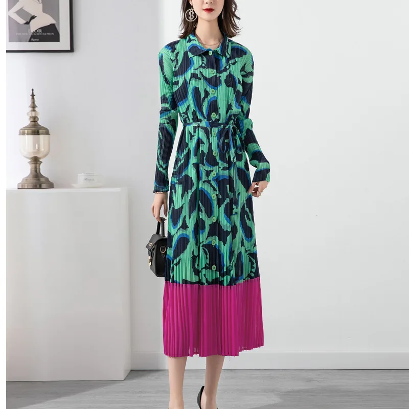 Dresses for women Miyake Pleated Fashion Print Single-breasted High Street Long Sleeve Loose Large Size A-LINE Mid-Calf Dress
Dresses for women Miyake Pleated Fashion Print Single-breasted High Street Long Sleeve Loose Large Size A-LINE Mid-Calf Dress