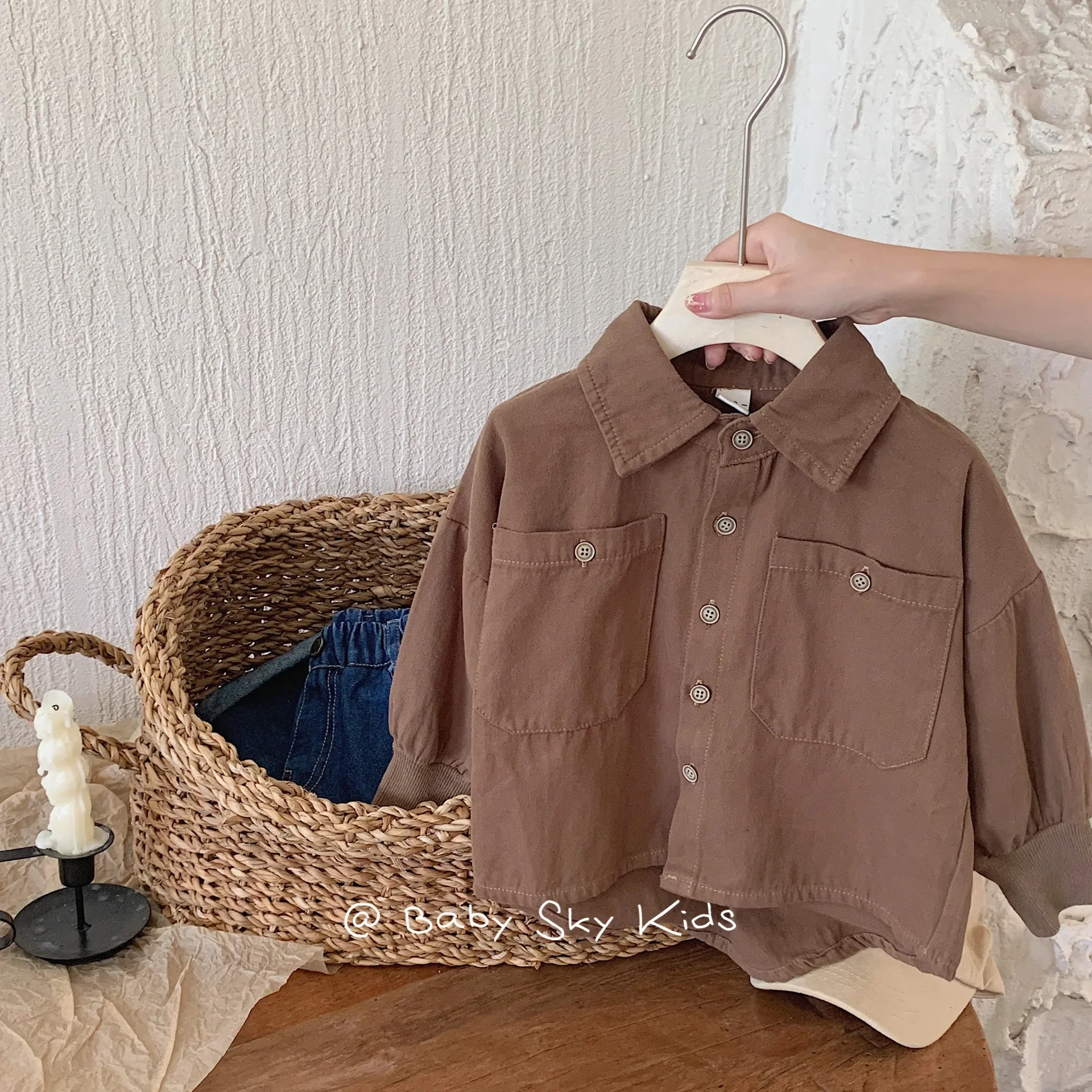 Children's Shirt 2023 Autumn New Product Internet Celebrity Boys and Girls Retro Washed Casual Shirt Baggy Coat F0089
Children's Shirt 2023 Autumn New Product Internet Celebrity Boys and Girls Retro Washed Casual Shirt Baggy Coat F0089